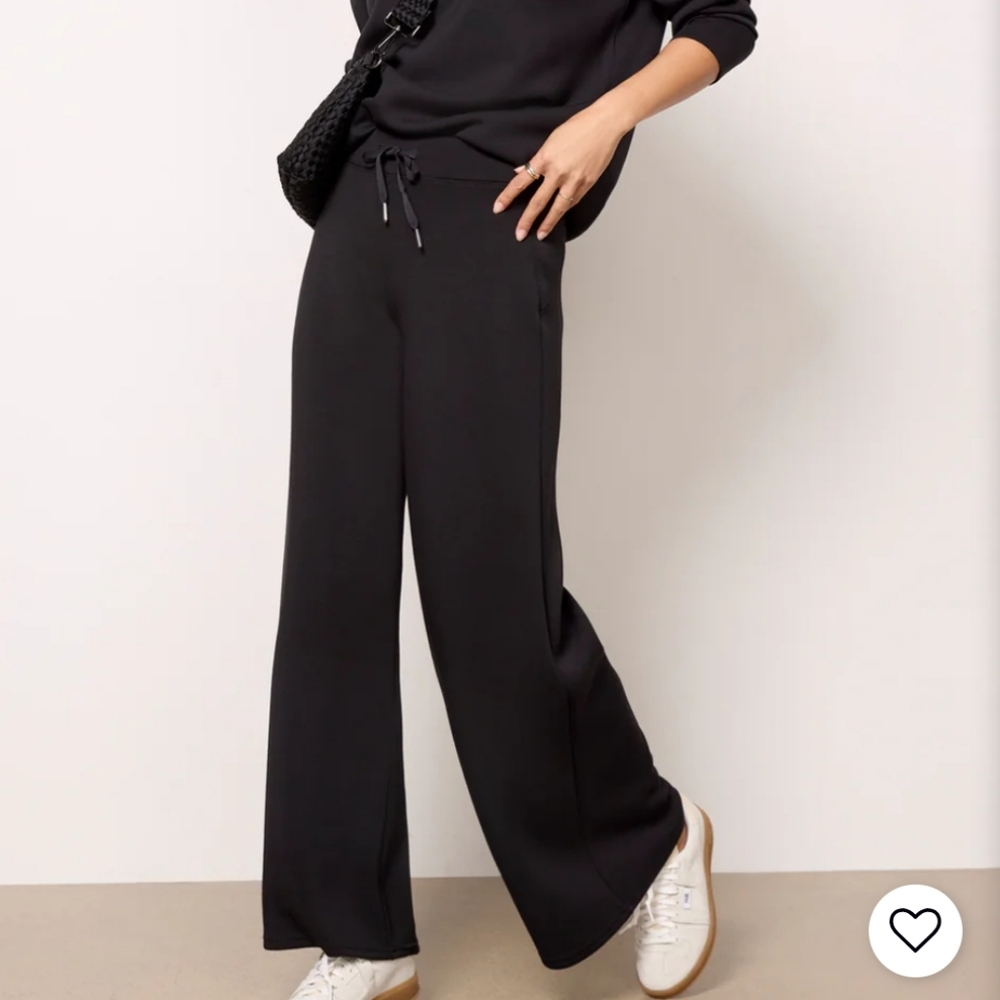 SPANX AirEssentials Wide Leg Pants Size S NEW